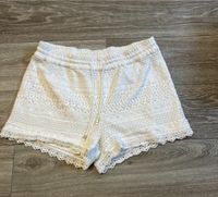 Shorts * Vero moda * spitze * weiß * M Hessen - Limburg Vorschau