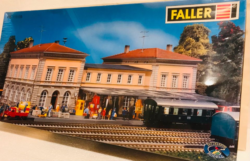 FALLER Bahnhof Bad Dürkheim, H0 110109, NEU in ungeöffneter OVP in Beckum