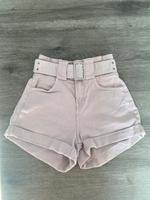 lila gestreifte Shorts Hessen - Langgöns Vorschau