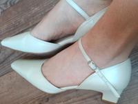 Brautschuhe von Julia S. schmal geschnitten Niedersachsen - Hagen am Teutoburger Wald Vorschau