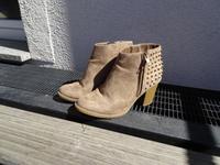 braune Stiefeletten mit Nieten von New Look Größe 39 8 cm Absatz Dresden - Briesnitz Vorschau