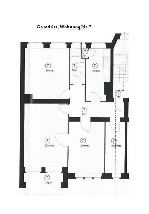 denkmalgeschützt, Altbau mit Loggia in Berlin