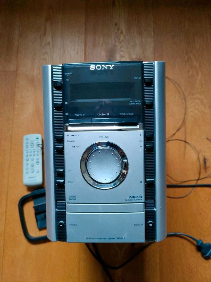 Sony Kompaktanlage Radio CD mit Sony Lautsprecher in Bleckede