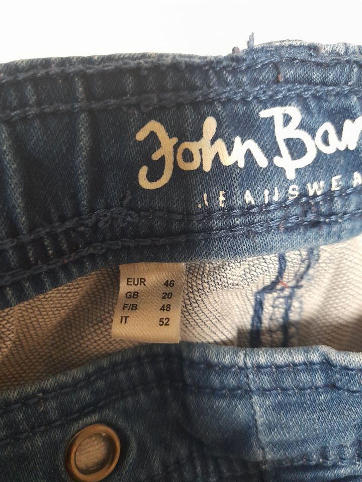 Jeans Gr.46 in Herborn