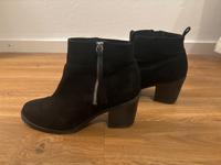 Ankle Boots, H&M, Gr. 39 mit Deko Reissverschluss München - Maxvorstadt Vorschau