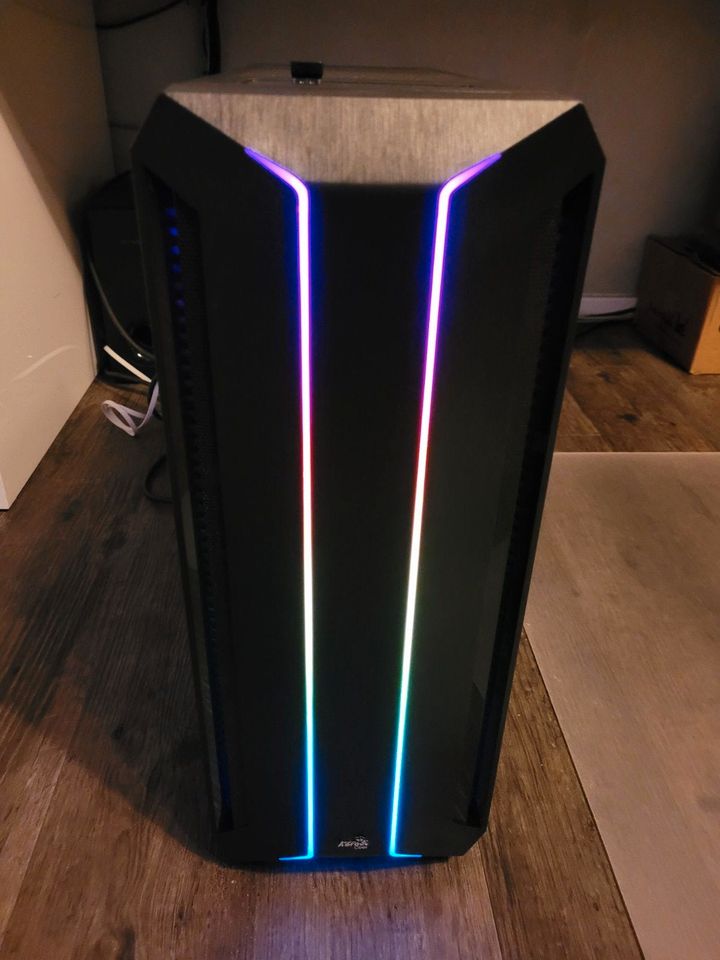 Gaming PC mit RGB, Intel i7, AMD Radeon R9 290, 16GB Ram, SSD,HDD in Gülzow-Prüzen