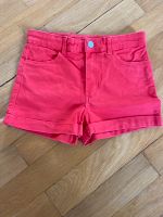 Shorts rot Größe 146 H&M Nordrhein-Westfalen - Monheim am Rhein Vorschau