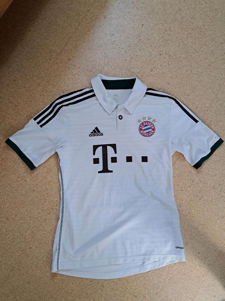 Trikot adidas Bayern München in Eutin