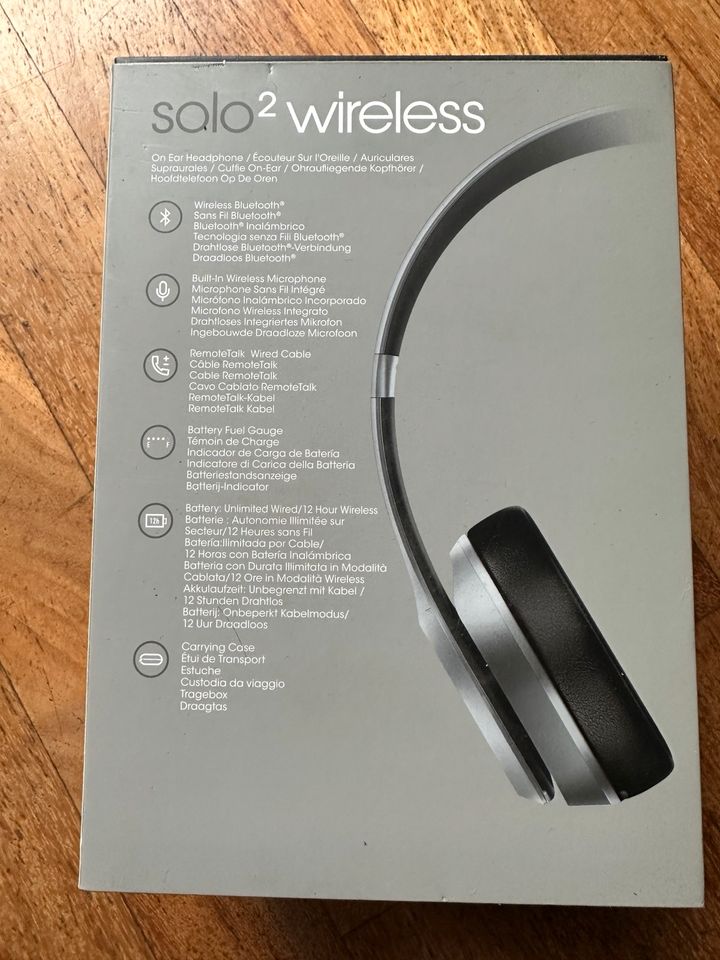 Kopfhörer Beats Solo2 Bluethooth- Special Edition Space grey in Jüchen