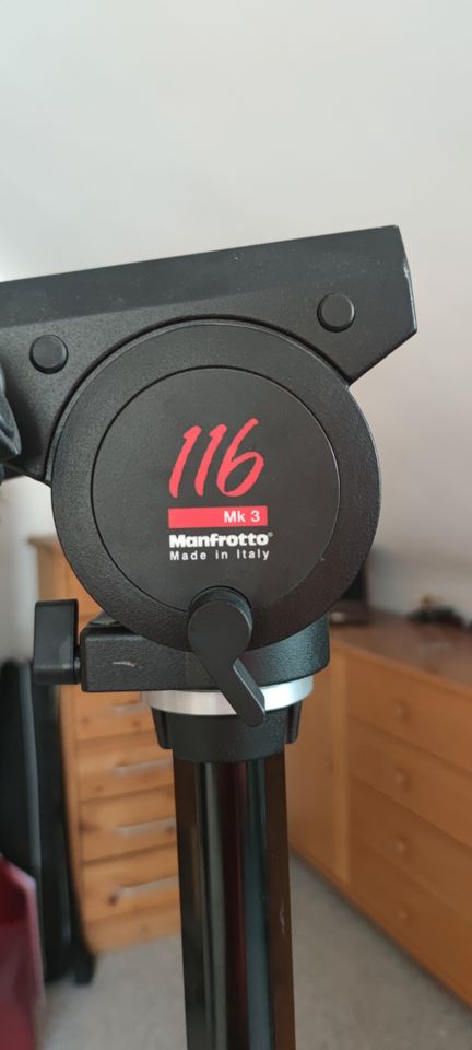 Manfrotto MK 161 2 B Professionelles Studio Stativ mit Kopf 116 M in Sinzig