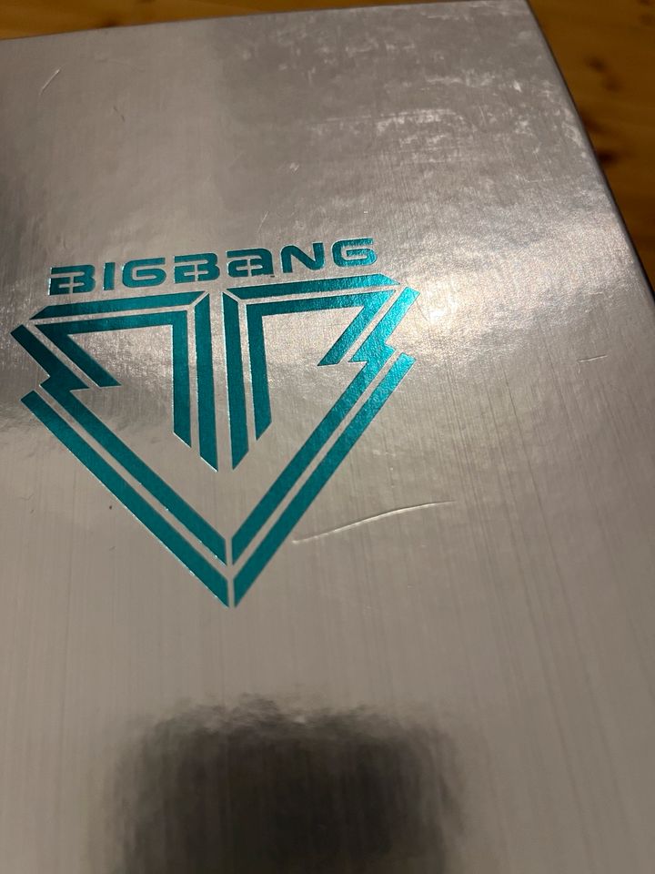Big Bang Alive Kpop Album in Berlin