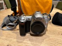 Nikon D50 inkl.  Tragetasche, Zusatzbatterie und Ladegerät Hessen - Kronberg im Taunus Vorschau