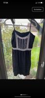 Kleid mit Stickerei Gr. 42/44 Bayern - Traunreut Vorschau