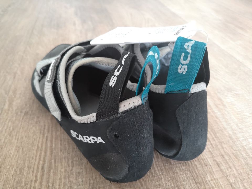 Graue Kletterschuhe Boulderschuhe Größe 42,5 Scarpa Origin NEU in Dresden