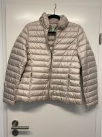 Max Mara Daunenjacke Gr 40 ( 38) Grau/ beige Jacke Hessen - Freigericht Vorschau