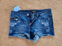 Shorts Jeans Damen Mädchen Größe 34 Brandenburg - Stahnsdorf Vorschau