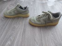 Sneaker von Nike, khaki-silber, Gr.40 Baden-Württemberg - Winnenden Vorschau