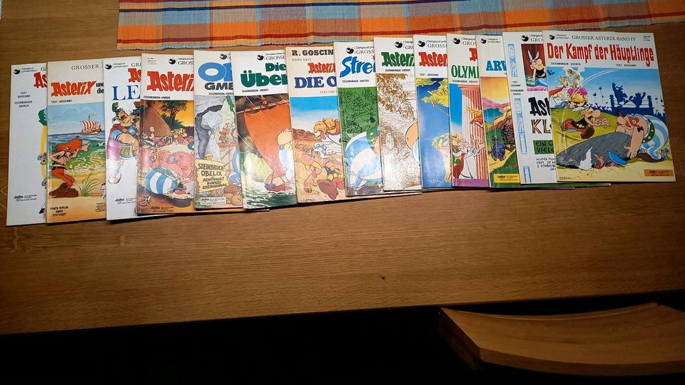 6 Bände  Asterix der Galier in Schriesheim