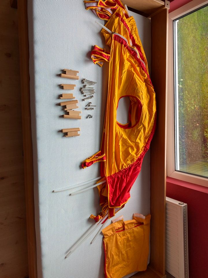 Paidi Hochbett Varietta buche, Kletterwand, Spieltunnel Matratze in Ratingen