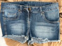Blue Motion:Jeans Short,Größe 38,blau,nie getragen Hessen - Friedberg (Hessen) Vorschau