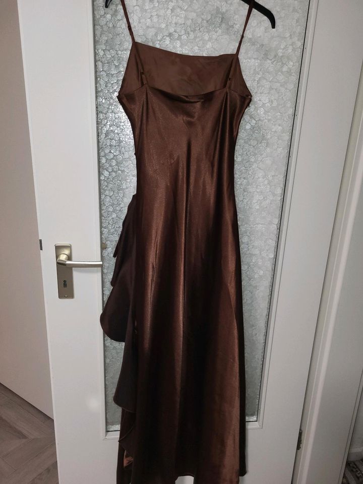 Abendkleid Größe 40 in Duisburg