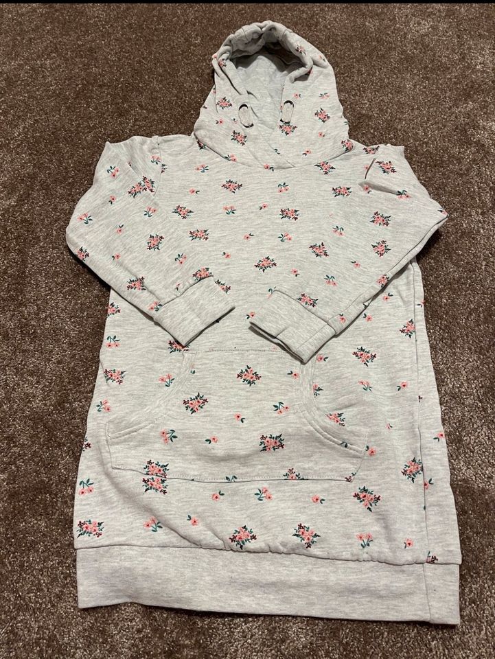 Sweatkleid Topolino Ernstings Family Blumen grau Gr 116 neu in Möser