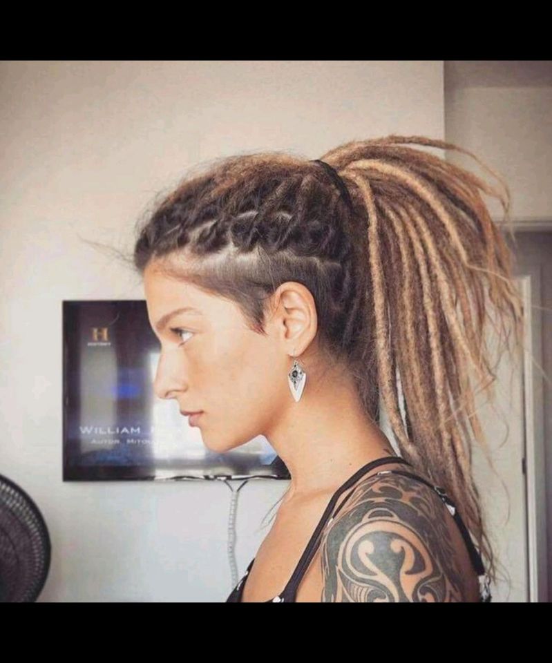 Ich flechte dir Dreadlock Extensions ein in Köln