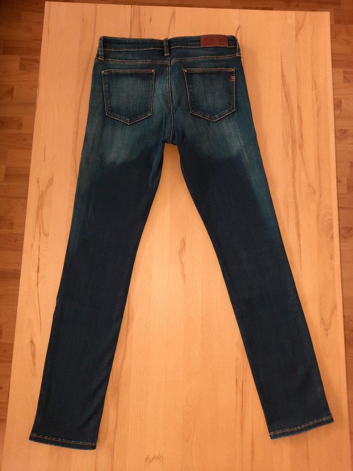 Jeans Esprit Gr. 30 skinny, Damen in Meinerzhagen