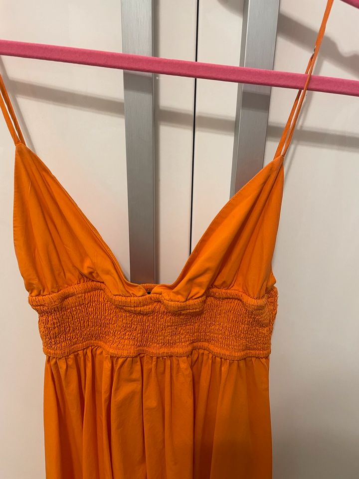 Zara Maxikleid, Gr. S, orange in Essen