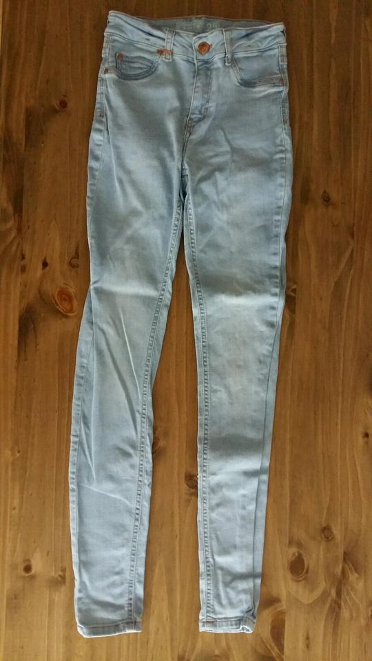 Amiso Röhren- Jeans, Damen, W 25, Skinny Mid Waist in Schwedt (Oder)