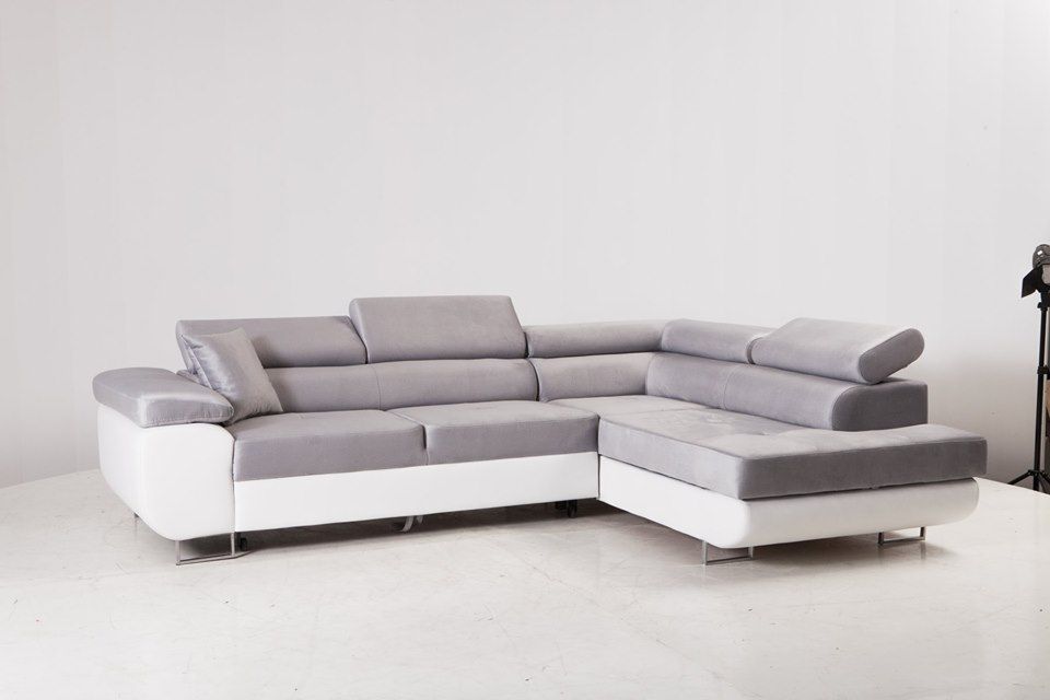 Ecksofa mit schlaffunktion/ sofa / couch / Wohnzimmer in Berlin