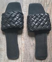 H&M Pantolette Schwarz Neu 40 für 39 Nordrhein-Westfalen - Castrop-Rauxel Vorschau
