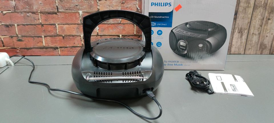 Philips AZ318B CD-PLAYER mit USB Radio CD Spieler in Soest
