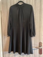 Schwarzes schönes Kleid von H&M, Gr. M Baden-Württemberg - Konstanz Vorschau