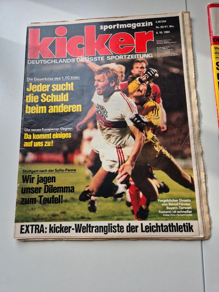 Sportmagazin Kicker Nr.82 v.08.10.1984 + Nr.70 v.26.08.1985ŭ in Einhausen