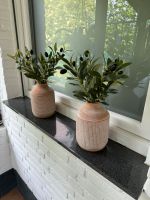 Vase mit Oliven Zweige Nordrhein-Westfalen - Krefeld Vorschau