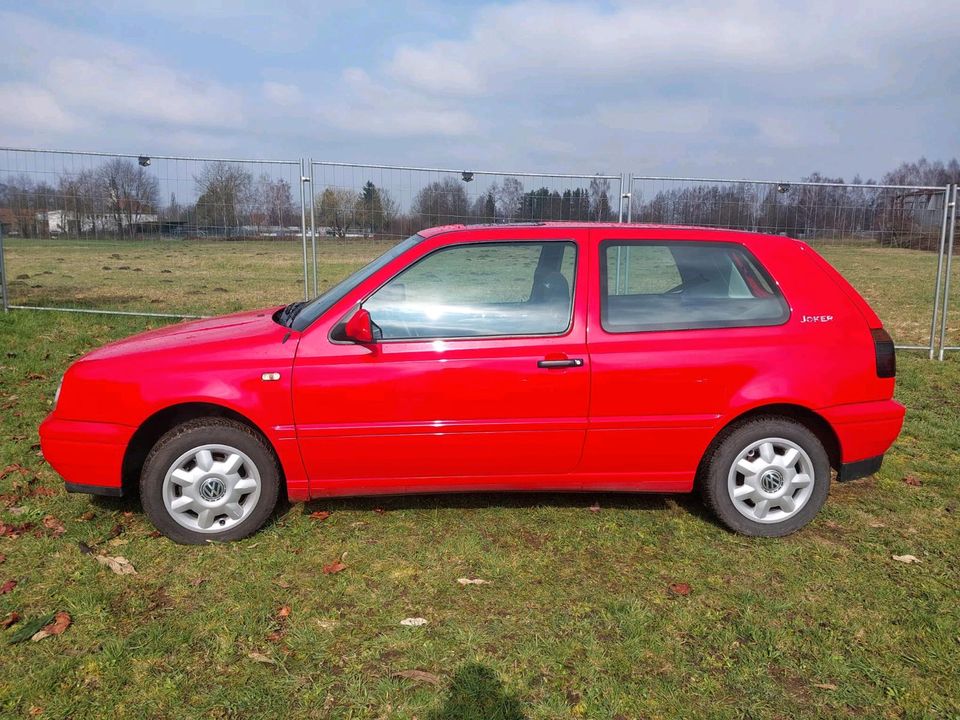 VW Golf 3 105.000Km 1.Hand Scheckheft gepflegt in Schrobenhausen