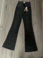 Jeans 32 Damen neu mit Etikett Schlaghose Schwerin - Krebsförden Vorschau