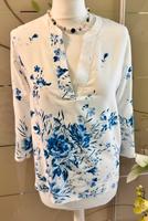 Neu, Orsay Bluse weiß, mit blauem Blumenmuster, 34, V-Ausschnitt Brandenburg - Potsdam Vorschau