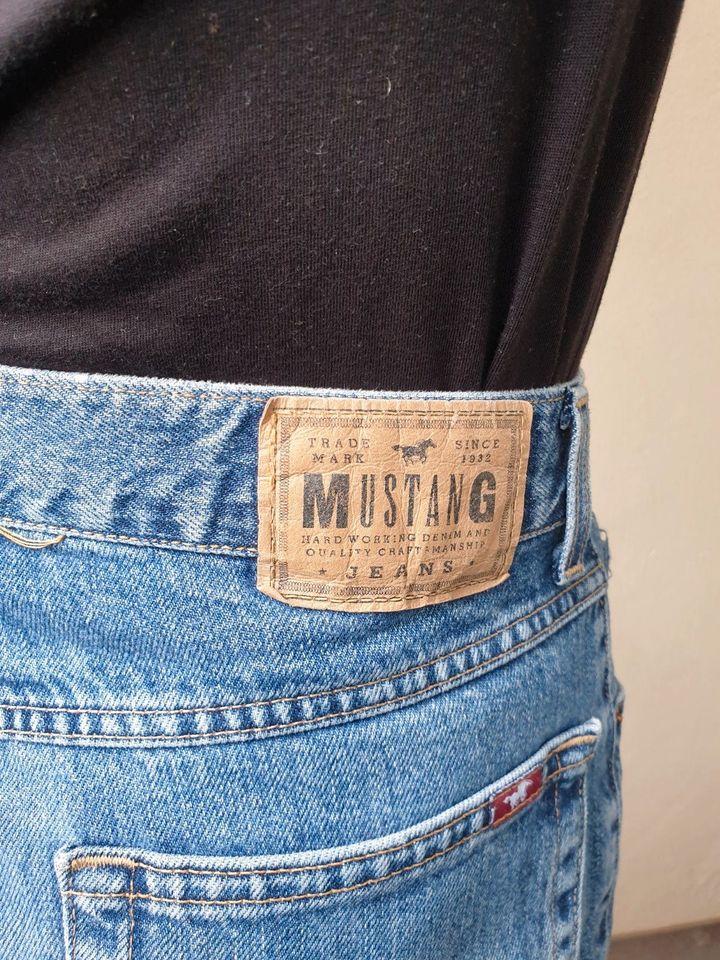 Jeans - Mustang Jeans Größe 31_34 dunkelblau in Dresden - Blasewitz | eBay  Kleinanzeigen ist jetzt Kleinanzeigen