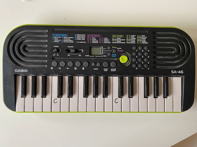 Casio Music Keyboard SA-46 (46 keys) in Berlin