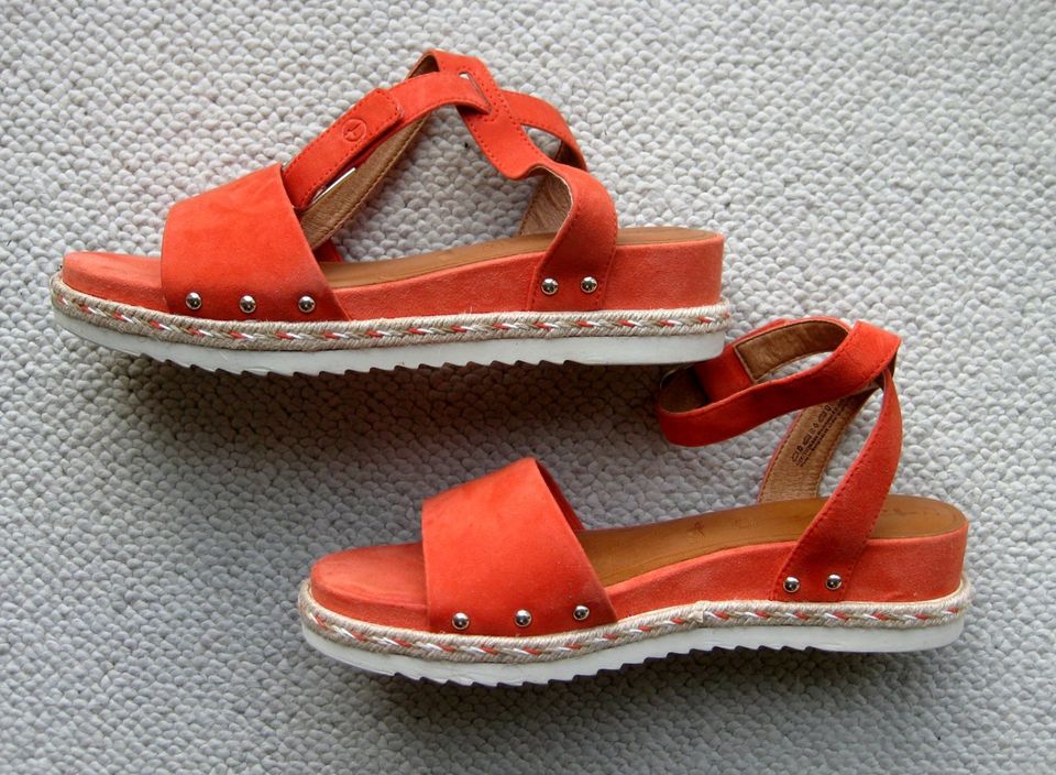 Tamaris Sandalen Leder Orange Gr. 42 *NEU/OVP* in Heiligenhaus