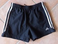 Adidas Shorts Gr. 140, top Zustand Schleswig-Holstein - Reinfeld Vorschau