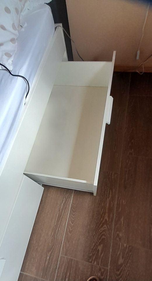 Doppelbett IKEA Brimnes, weiß, Liegefläche 1,80m x 0,90 m je Bett in Freudenberg