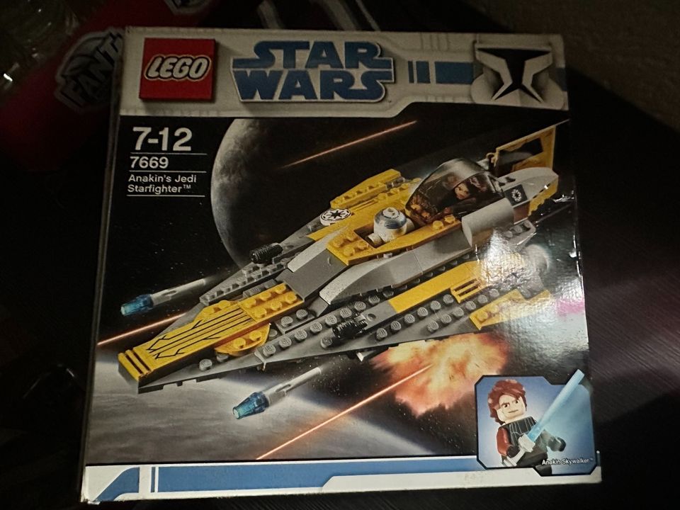 Lego Star Wars Anekins Jedi starfigher (OVP) in Altena