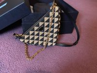 prada symbole triangle bag  beige/schwarz Umhängetasche Niedersachsen - Walsrode Vorschau