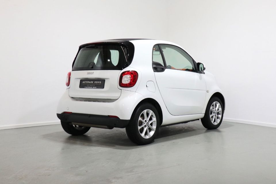 Smart ForTwo fortwo coupe/SHZ/NAVI/PDC/TWINAMIC/MWST in Appen