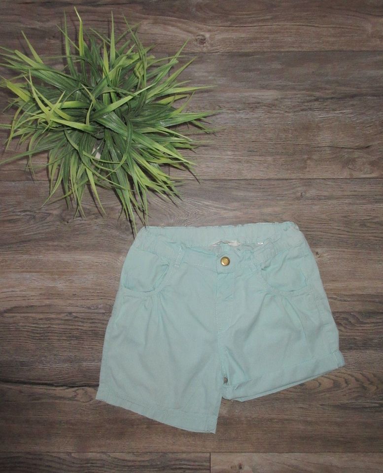 ✿  H&M Mädchen kurze Sommer Hose Shorts Gr. 140 ✿ in Heilbronn