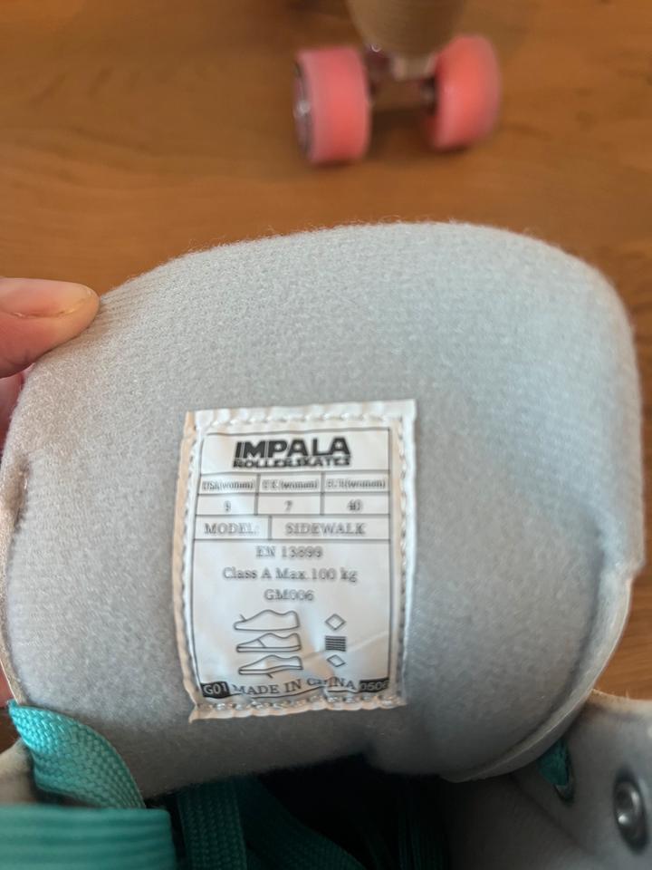 neuwertig Impala Rollschuhe Rollerskates Größe 40 / 7 weiß in Hamburg