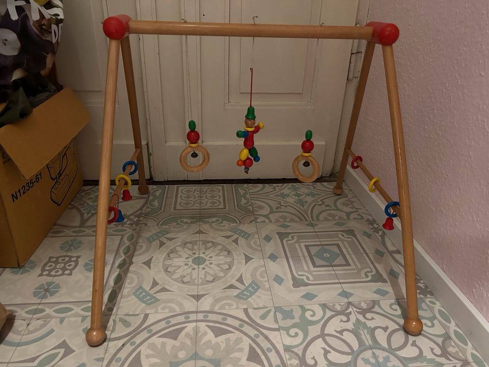 Spielbogen Baby aus Holz in Greiz